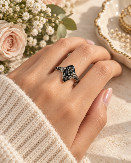 Vintage Floral Black Teardrop Ring